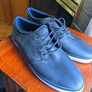 Sz 11 Call it Spring Shoes